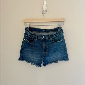 GAP Blue Jean Shorts Classic Cut-Off Style